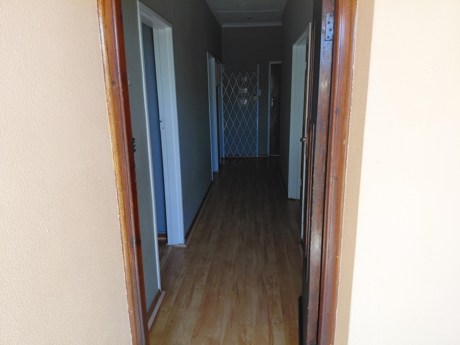 4 Bedroom Property for Sale in Bothasrus Eastern Cape